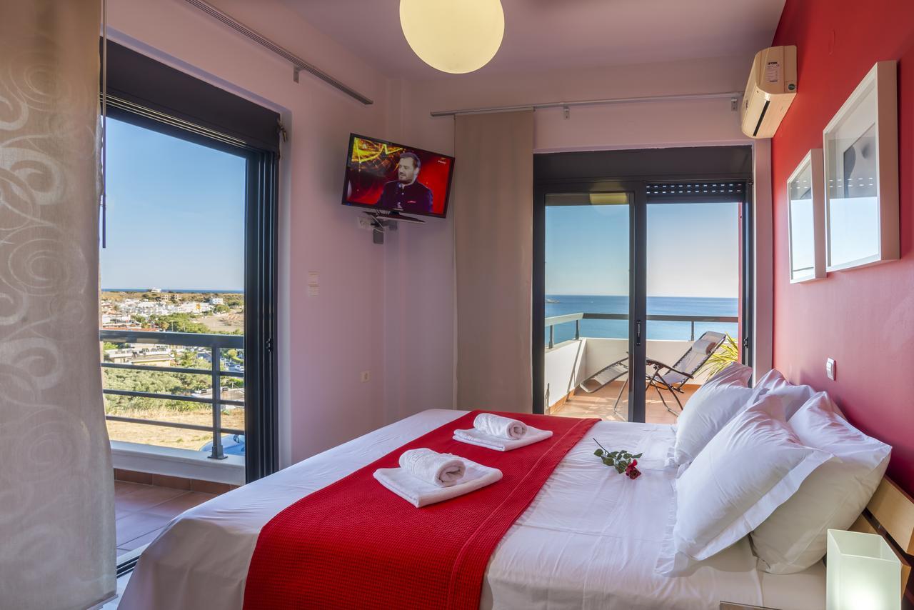 Caravella Luxury Apartments Palaiochora Exterior foto