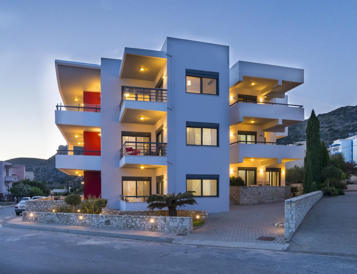 Caravella Luxury Apartments Palaiochora Exterior foto